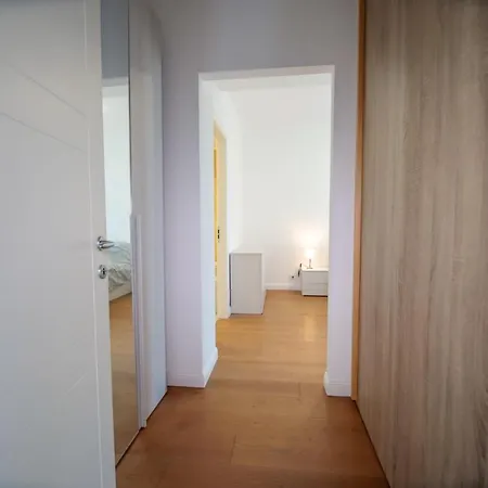 Daire Pool House Sassi